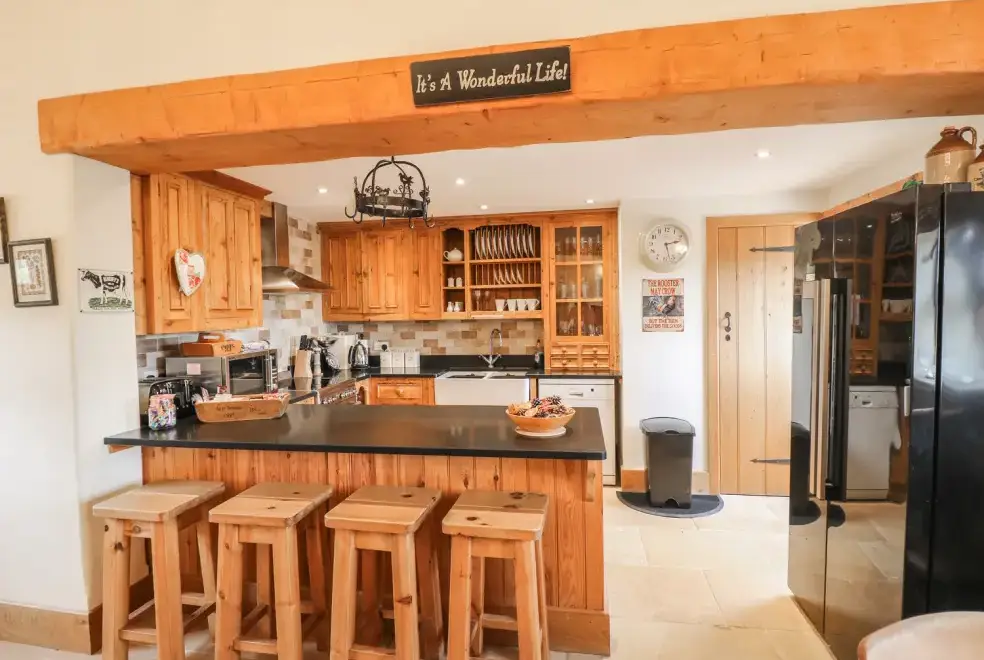 Kitchen/diner at Cow Barn, Peak District National Park