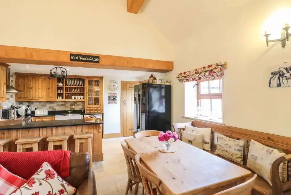 Kitchen/diner at Cow Barn, Peak District National Park