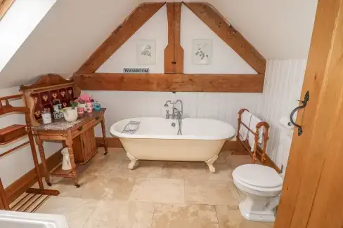 Family bathroom at Cow Barn, Peak District National Park, Derbyshire