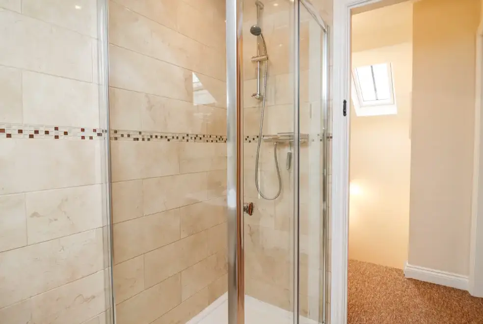 Shower room at Cow Byre