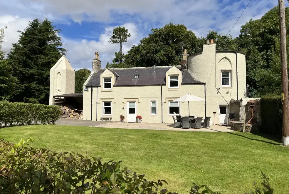 Craig Cottage, from the outside