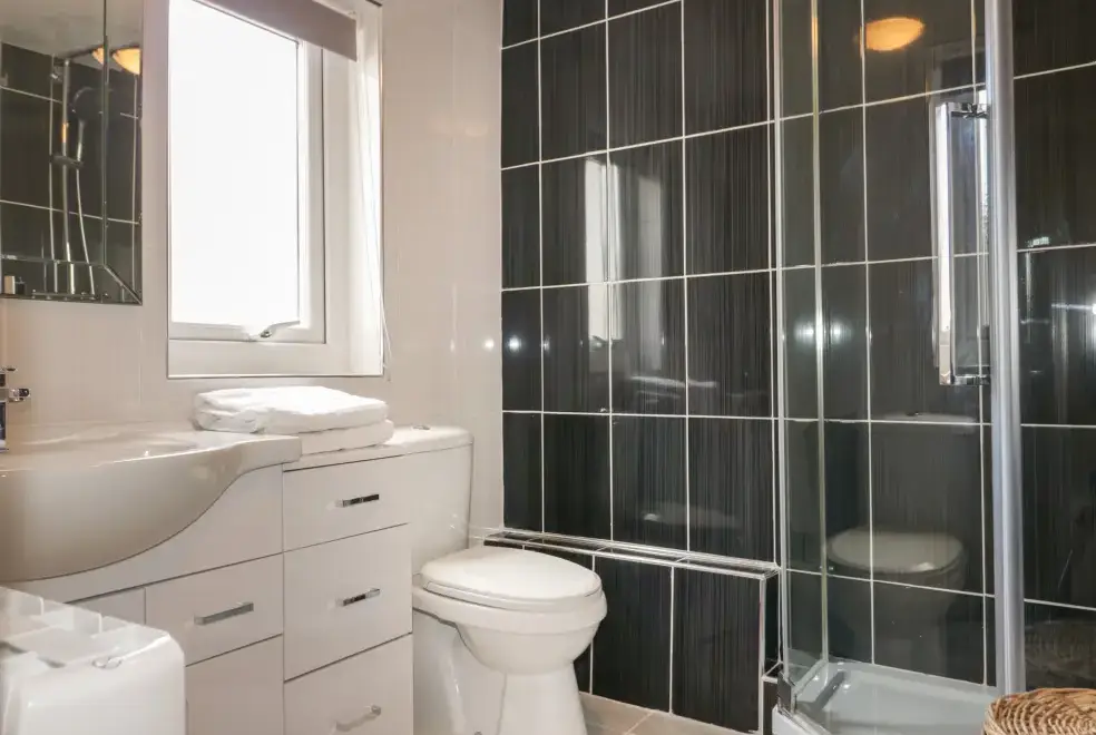 Shower room at Crantock Lodge