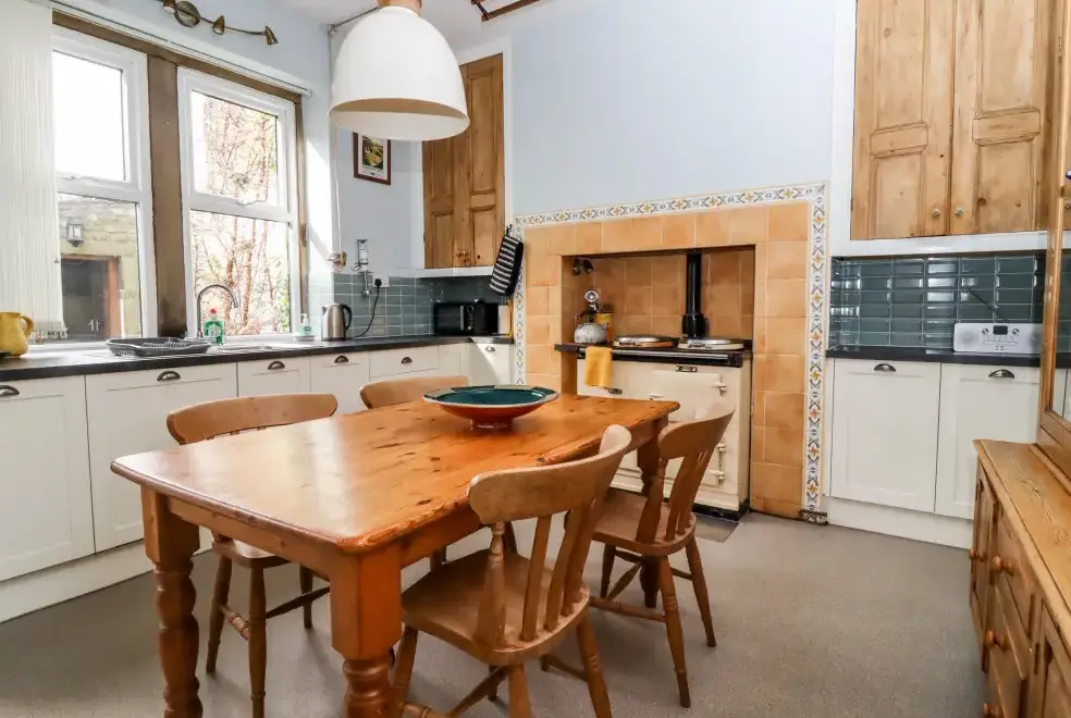 Farmhouse style kitchen at Craven House