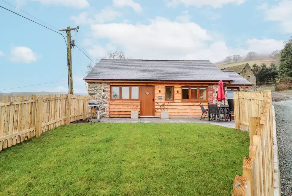  at Cut Moch, Plas Moelfre Hall Barns