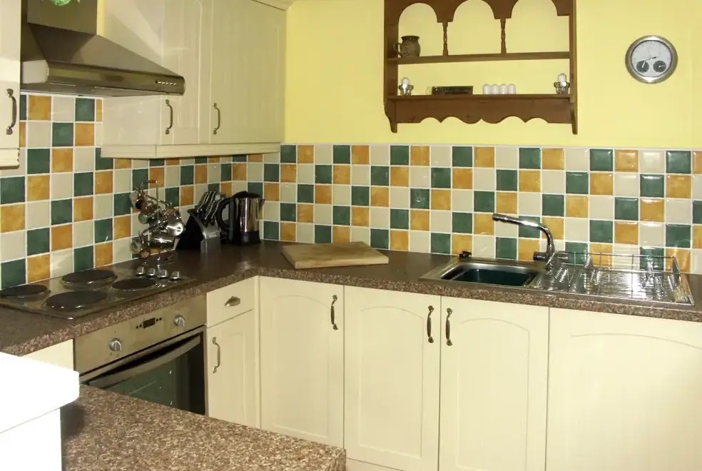Well equipped kitchen at Cwm Derw Cottage