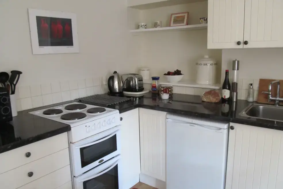 Kitchen/diner at Dairy Cottage (Cotswolds)