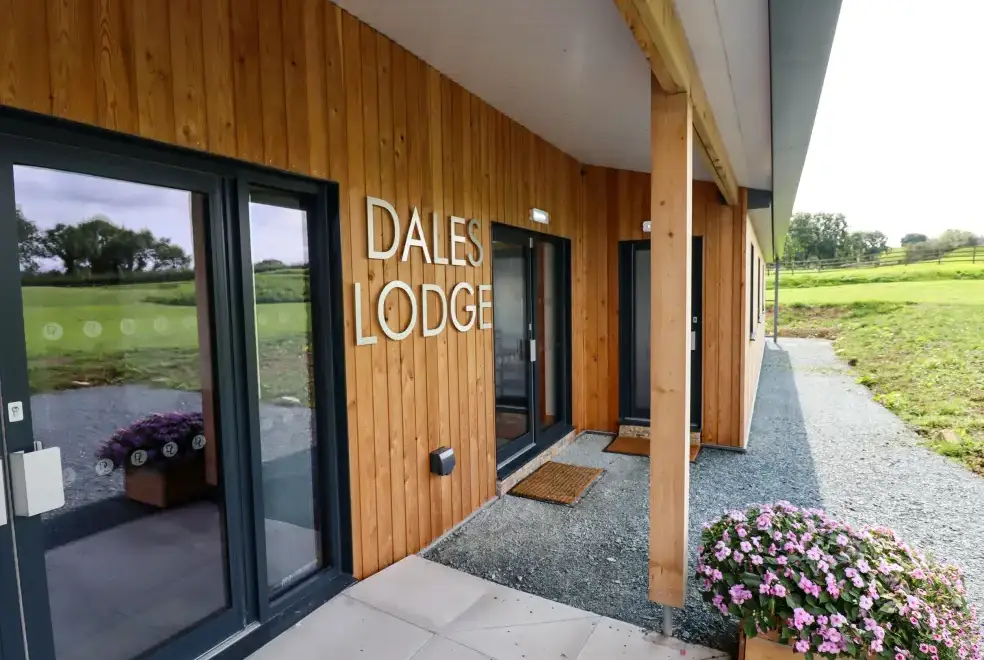 Dale's Lodge, from the outside