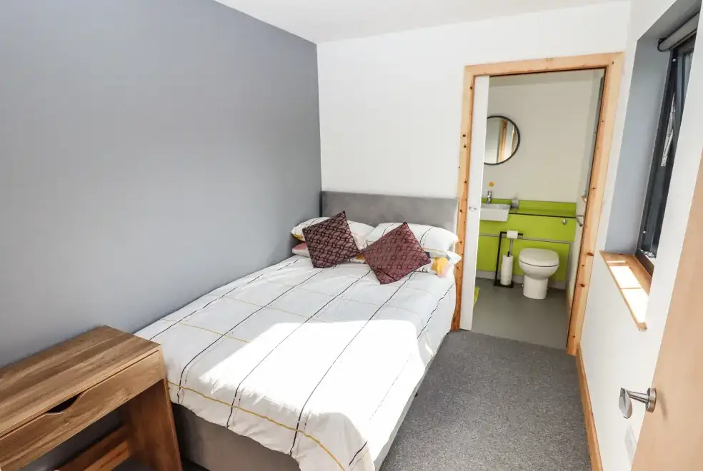 Bedroom at Dale's Lodge