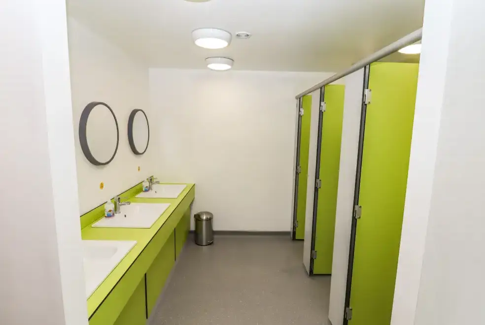 Shower room at Dale's Lodge