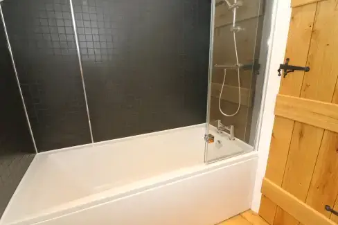 Family bathroom at Damson Barn, Cumbria