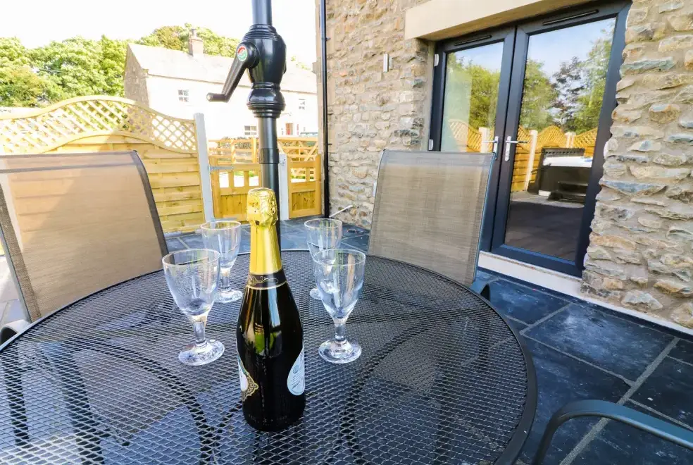 Patio area at Damson Barn