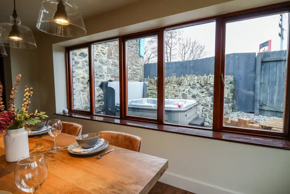 Private Hot Tub at Dant Y Llew