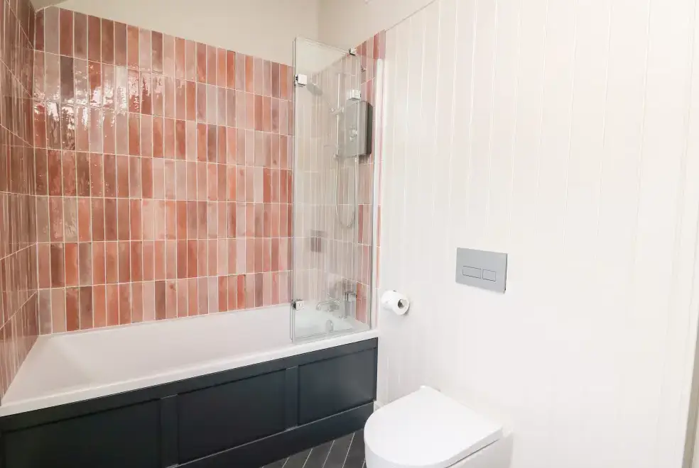 Family bathroom at Dant Y Llew