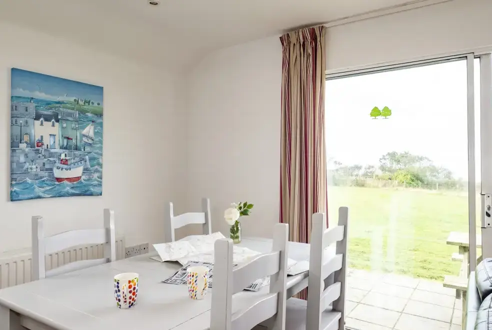 Dining room at Dolphin Lodge