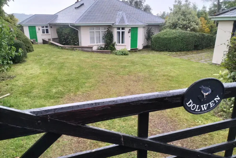 Dolwen, from the outside