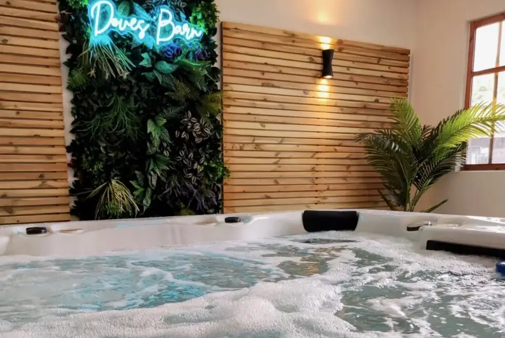 Private Hot Tub at Doves Barn
