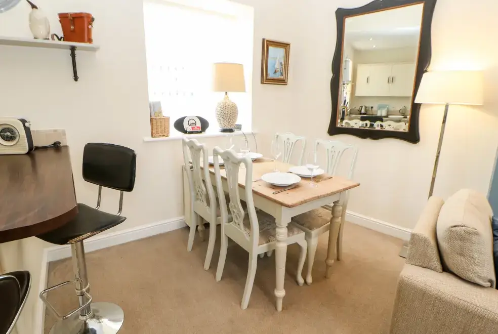 Dining room at Driftwood Apartment