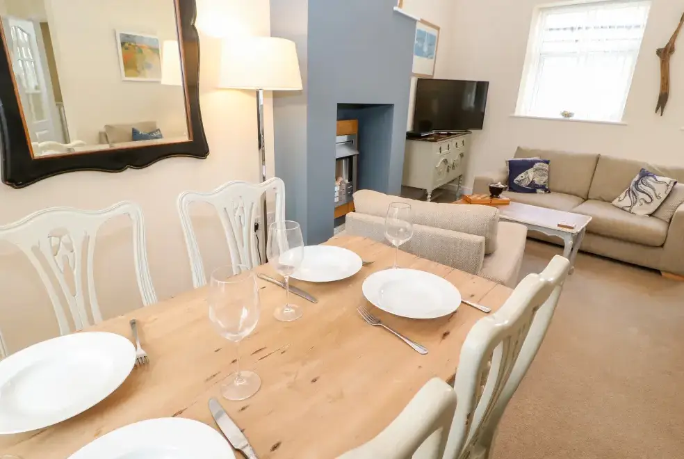 Dining room at Driftwood Apartment
