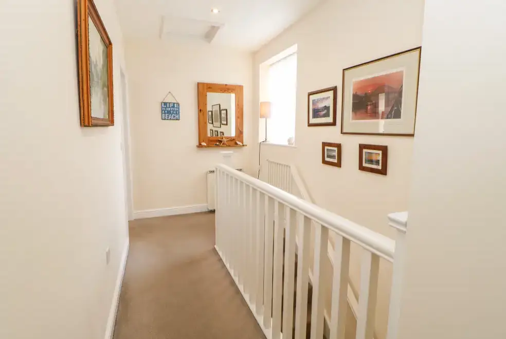 Study at Driftwood Apartment