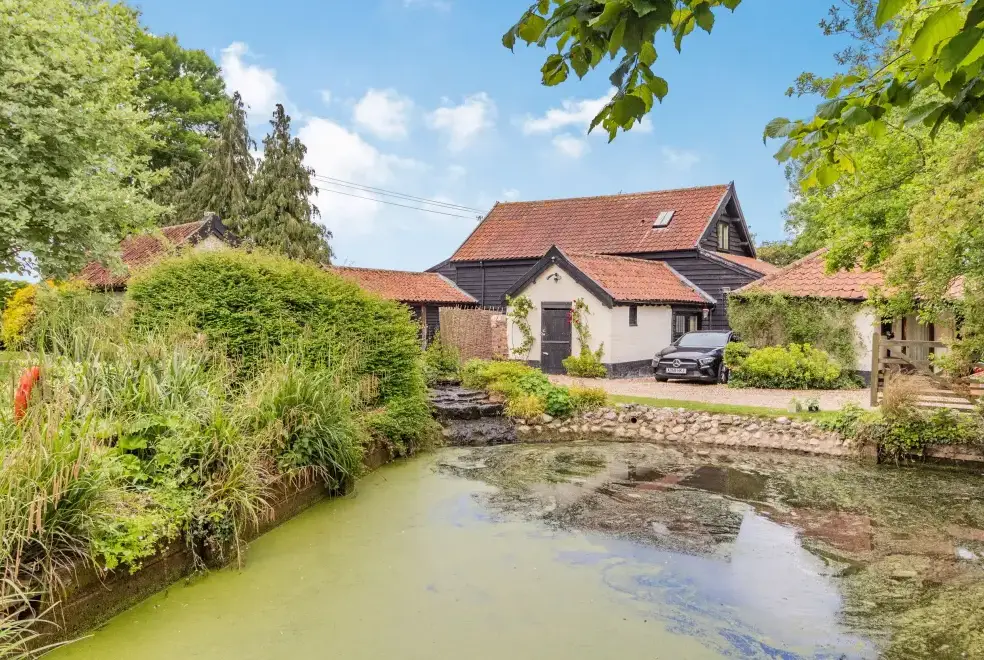 Countryside near Ducksfoot Barn