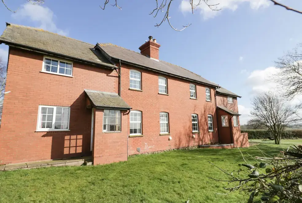 Durstone Cottage, from the outside