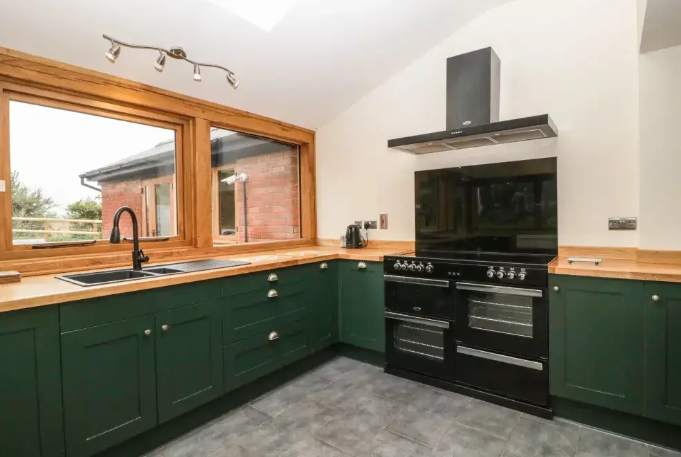 Kitchen/diner at Durstone Cottage
