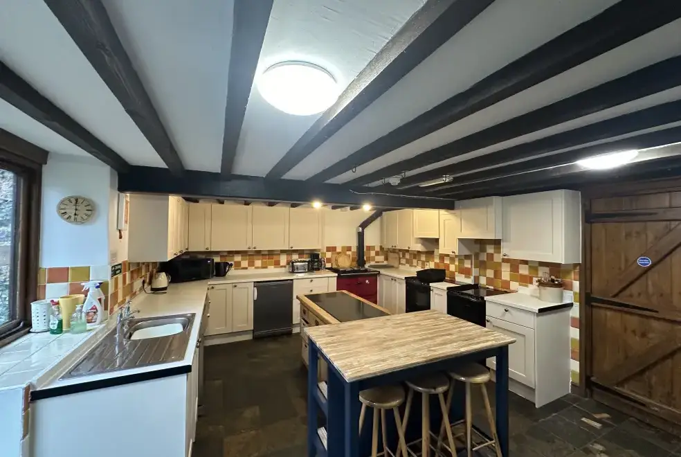 Farmhouse style kitchen at Duvale Barn