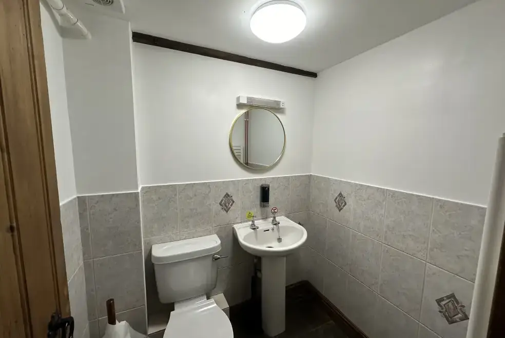 Loo at Duvale Barn