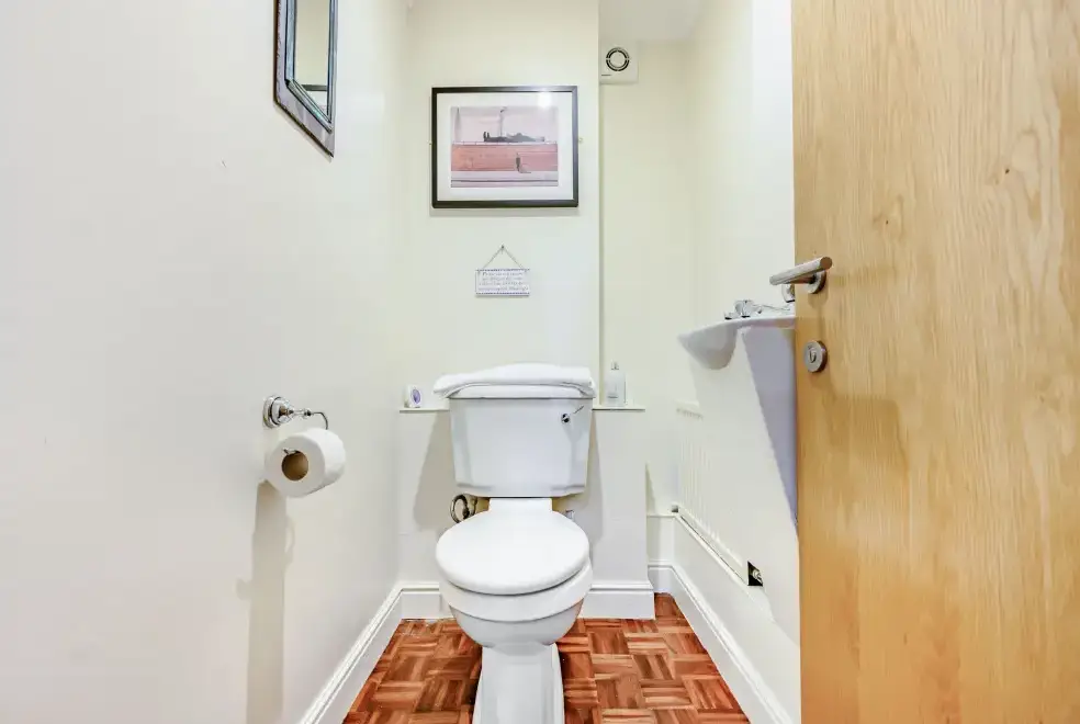 Loo at Eden Holiday House near the Lake District