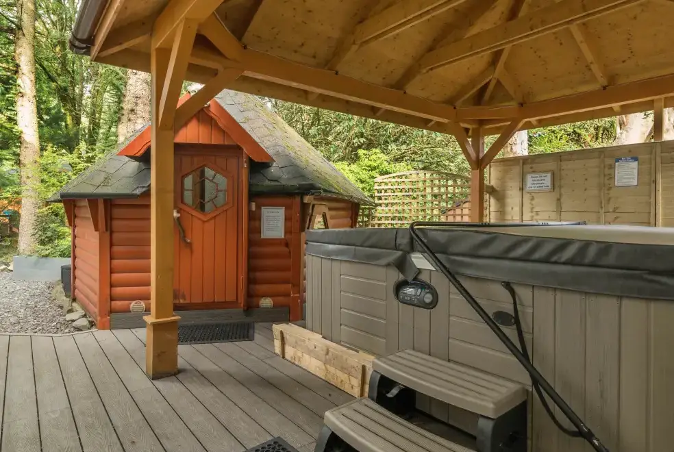Private Hot Tub at Eden Holiday House near the Lake District