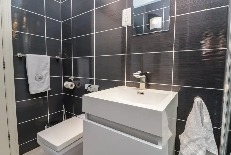 Loo at Eller Riggs Cottage