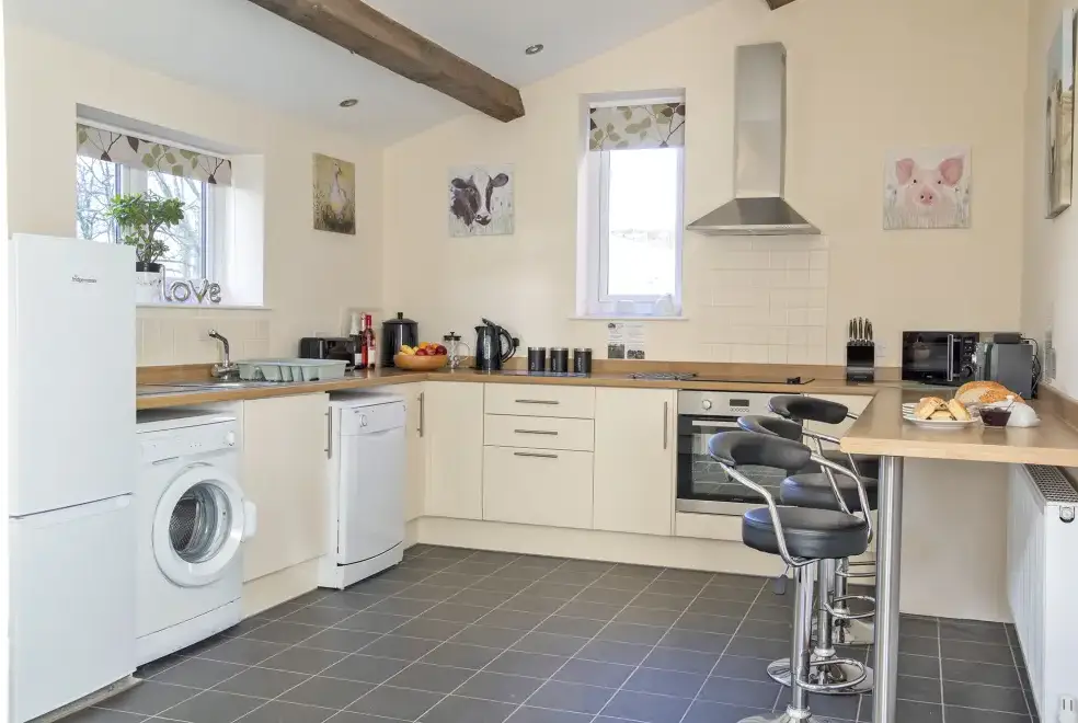 Kitchen/diner at Emma's Dairy - With Indoor Pool, Sports Area & Under 5yrs play area included