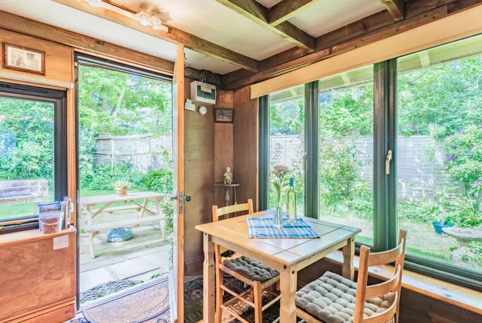 Conservatory at Endymion Cabin, New Forest National Park