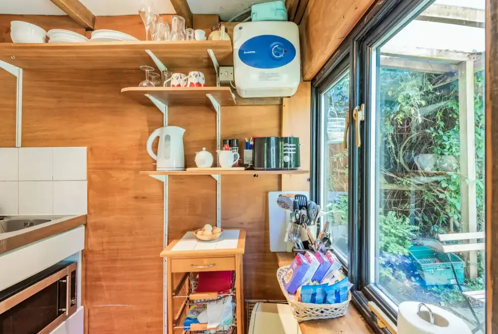 Kitchen/diner at Endymion Cabin, New Forest National Park