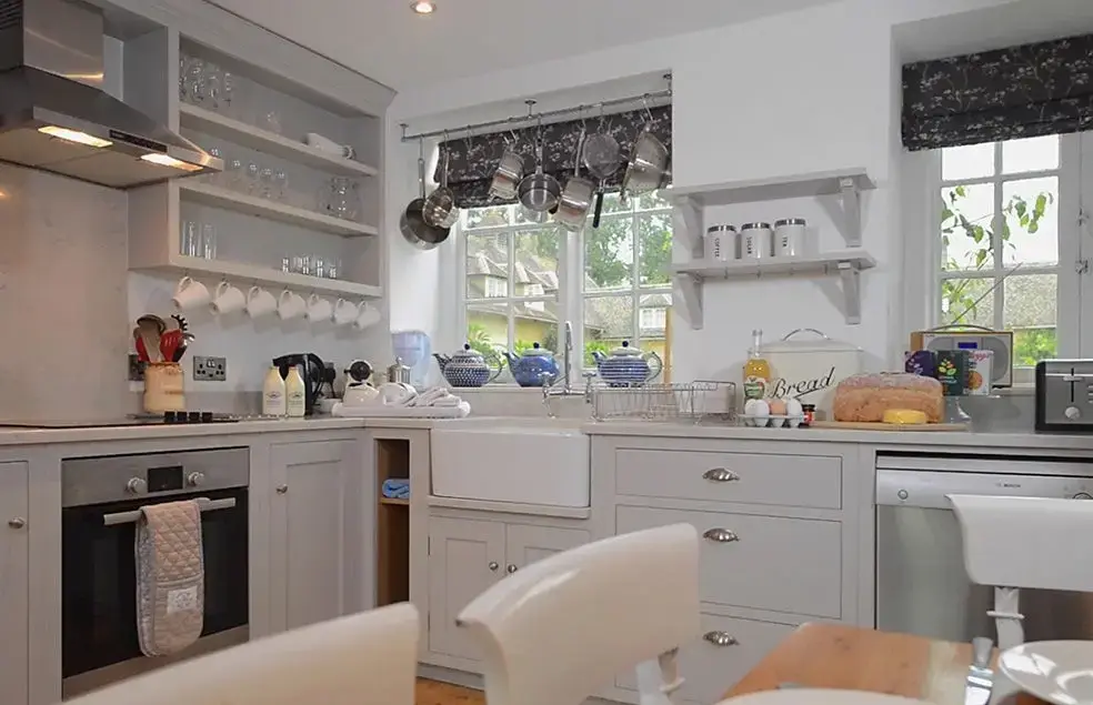 Farmhouse style kitchen at Epsom Cottage