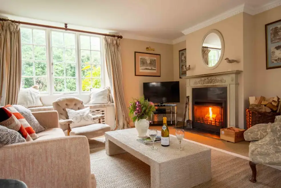 Lounge at Epsom Cottage