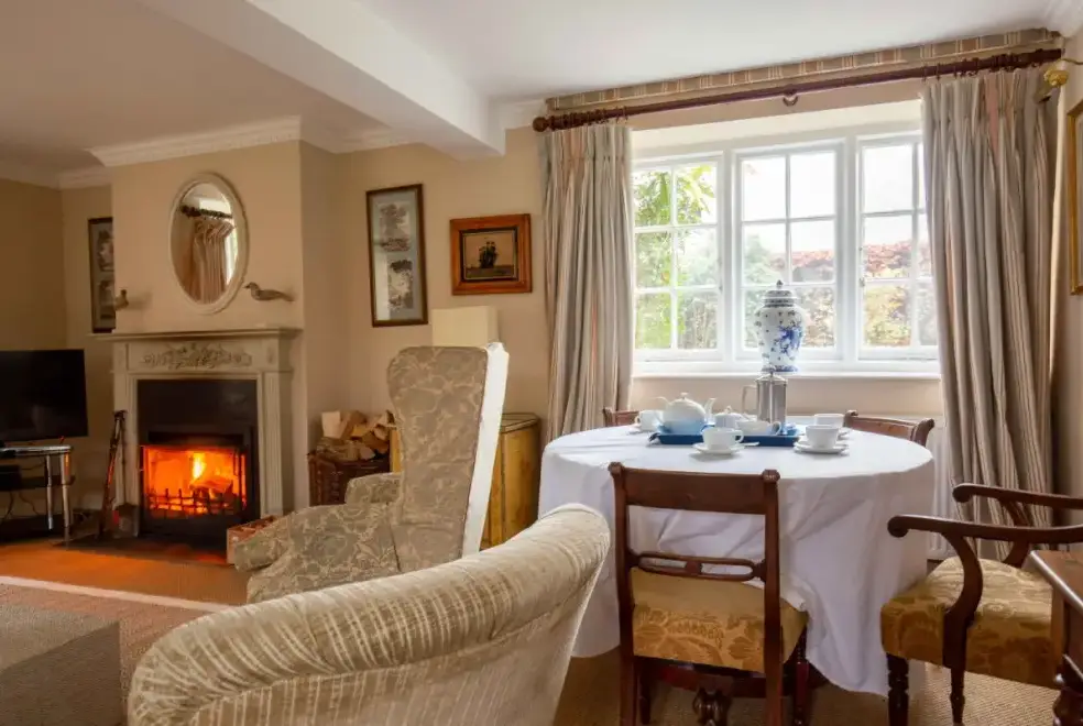 Lounge at Epsom Cottage