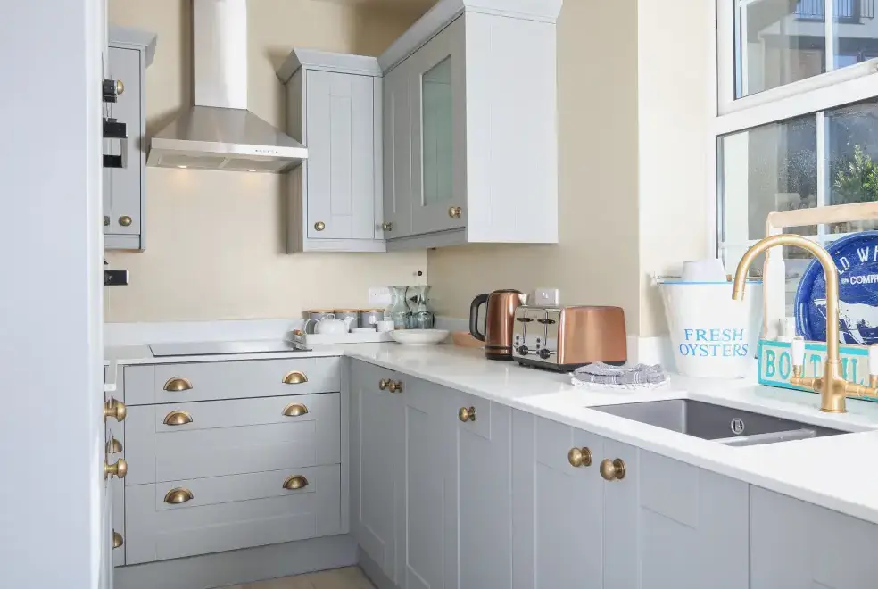 Well equipped kitchen at Ferrystone