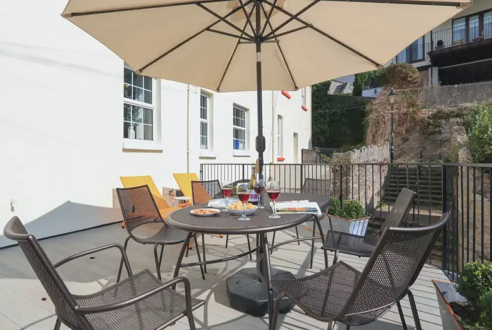 Patio area at Ferrystone