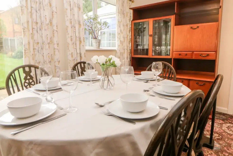 Dining room at Field House