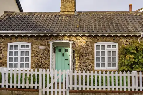 All Seasons Cottage Breaks - Flint Cottage, Suffolk,  England