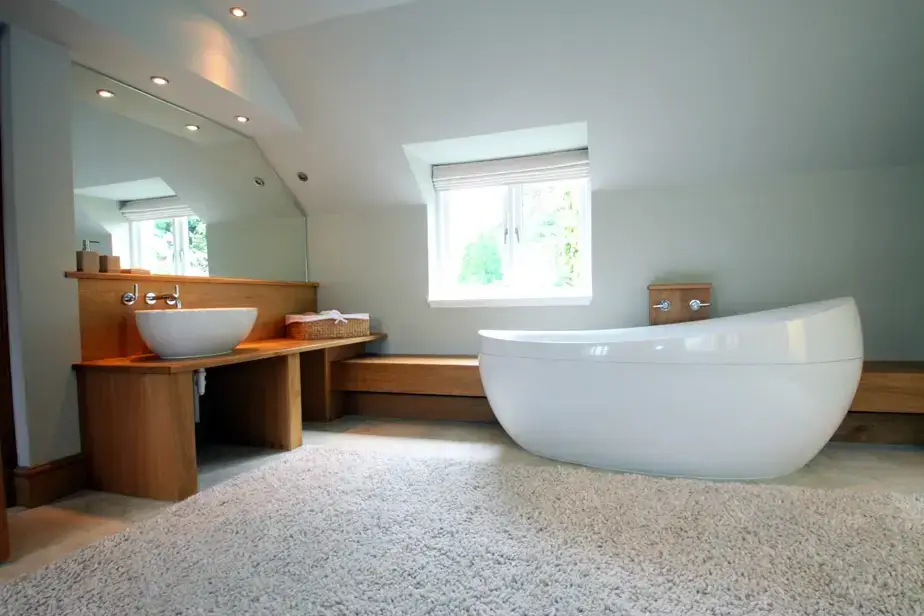 Ensuite bathroom at Four Ashes (Stunning Water Views)