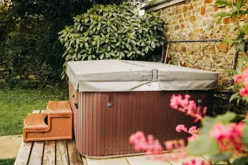 Private Hot Tub at Fuschia Cottage, Cornwall