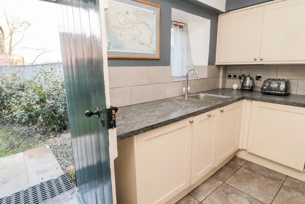 Kitchen/diner at Gamekeeper's Holiday Cottage