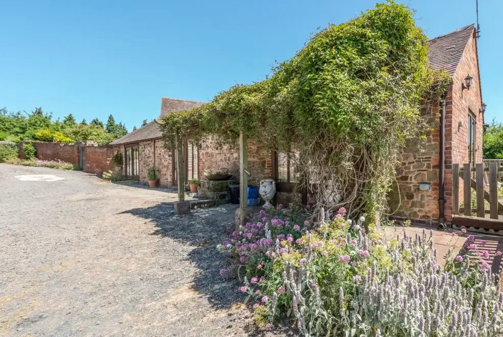 Garden Barn, from the outside