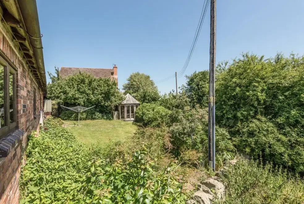 Garden at Garden Barn