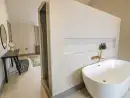 Ensuite bathroom at Garden House - thumbnail photo