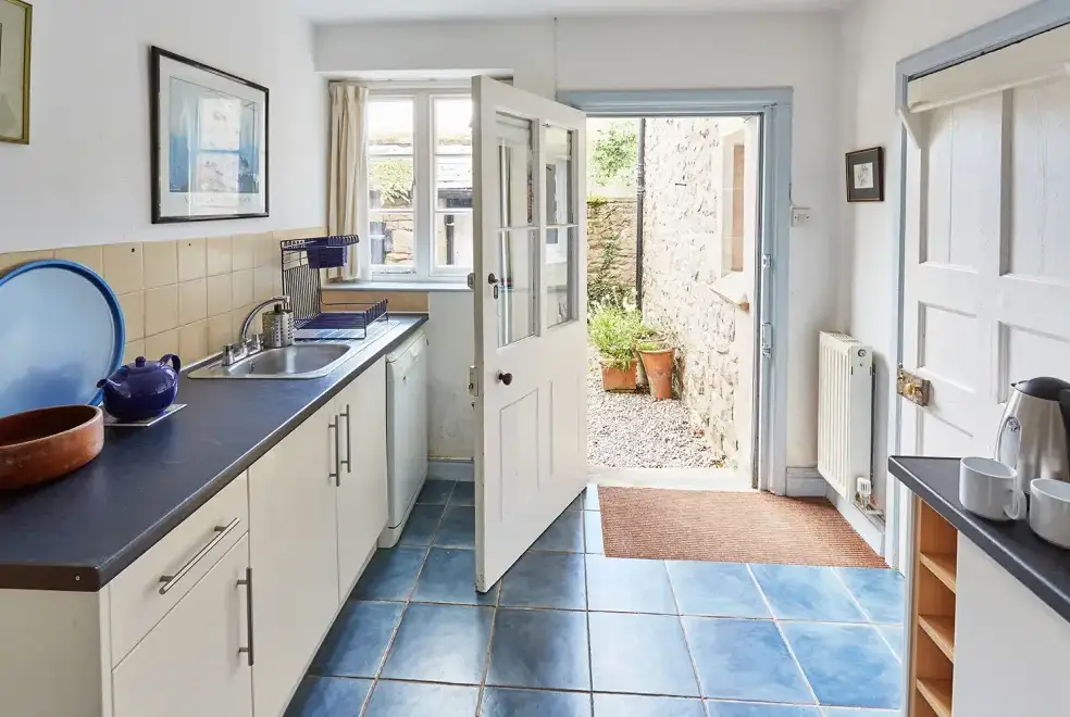 Kitchen/diner at Gardeners Cottage