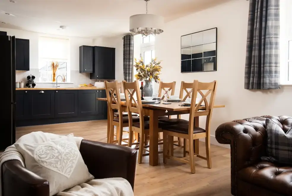 Kitchen/diner at Gardeners Cottage