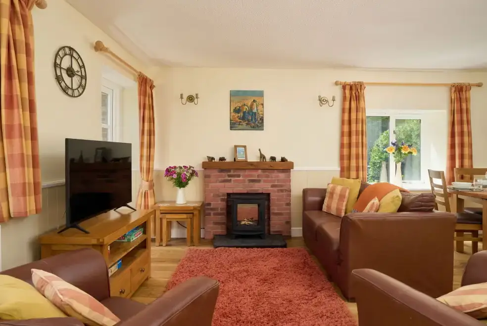 Lounge at Gatehouse West, Colmer Estate